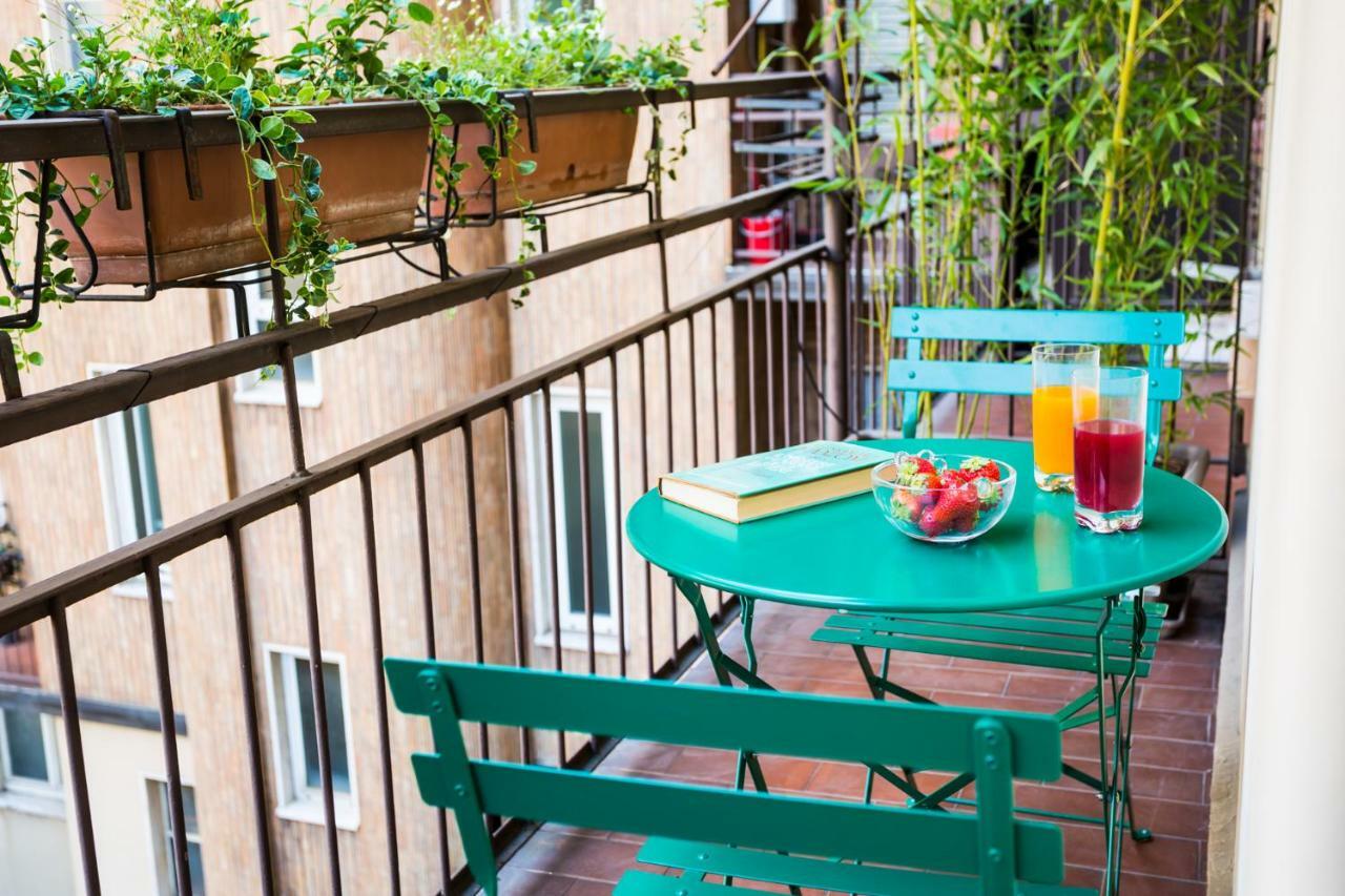 Lovely Studio With Terrace In The Heart Of Milaan Buitenkant foto